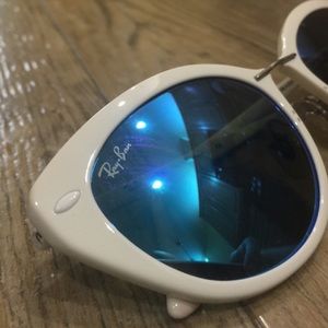 LighRay Ray-Ban white with Blue mirror lenses